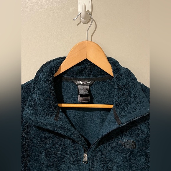 The North Face Fuzzy Teal Teddy Fleece Zip Up - Picture 2 of 5